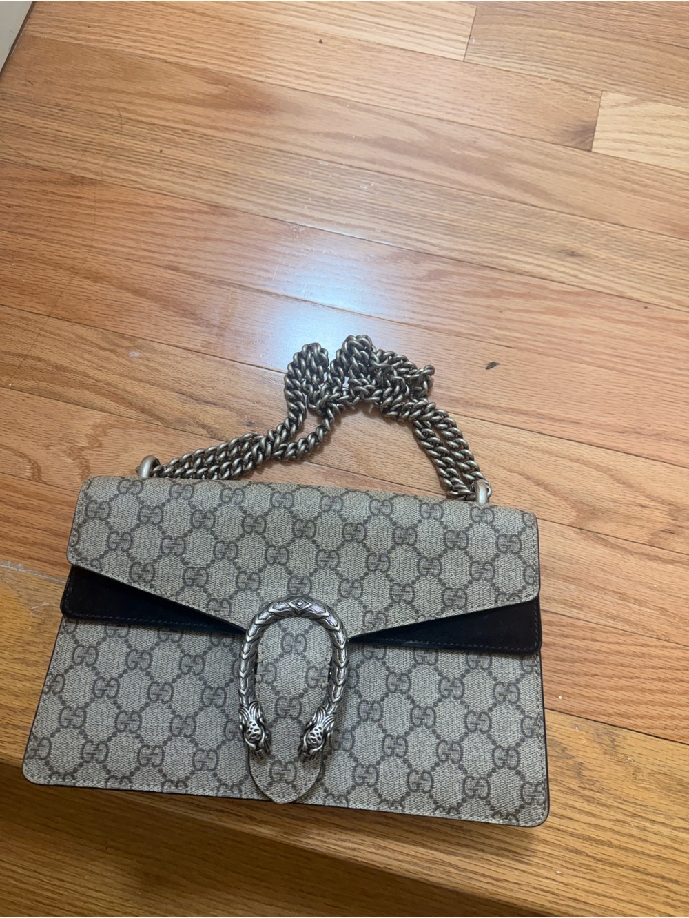 Gucci Beige GG Supreme Shoulder Bag with Silver Hardware